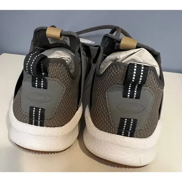 NIB Oakley Dry Men's Shoes - Size 7.5